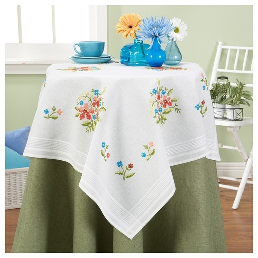 [BE80#1290] Nappe à broder pré-imprimée, 80x80 cm, fil inclus, point de croix