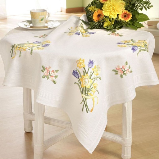 [BE80#11151] Nappe à broder pré-imprimée, 80x80 cm, fil inclus, point de tige