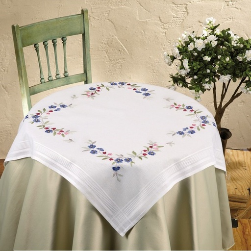 [BE80#11702] Nappe à broder pré-imprimée, 80x80 cm, fil inclus, point de tige